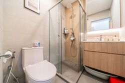 Sixth Avenue (D10), Terrace #531693221
